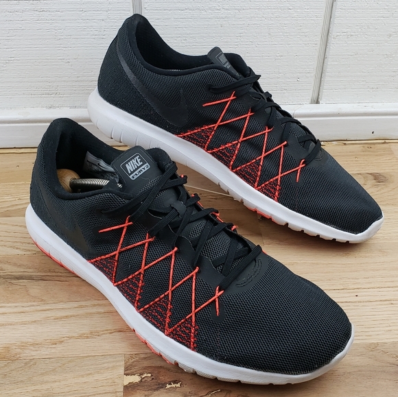 nike flex fury 2 black